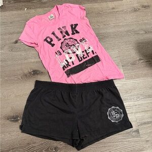 Victoria’s Secret university love PINK ART DEPT shorts and tee